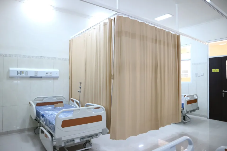 Khu khám riêng từng người